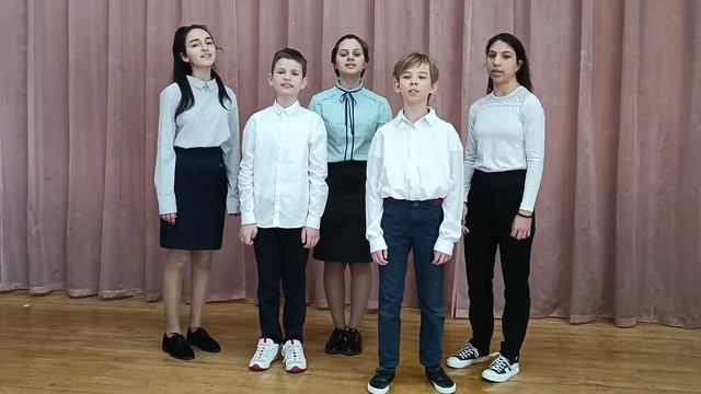 Вокальная группа хора "Надежда". "УТРО ШКОЛЬНОЕ ЗДРАВСТВУЙ!" Руководитель: Клуба Римма Султановна