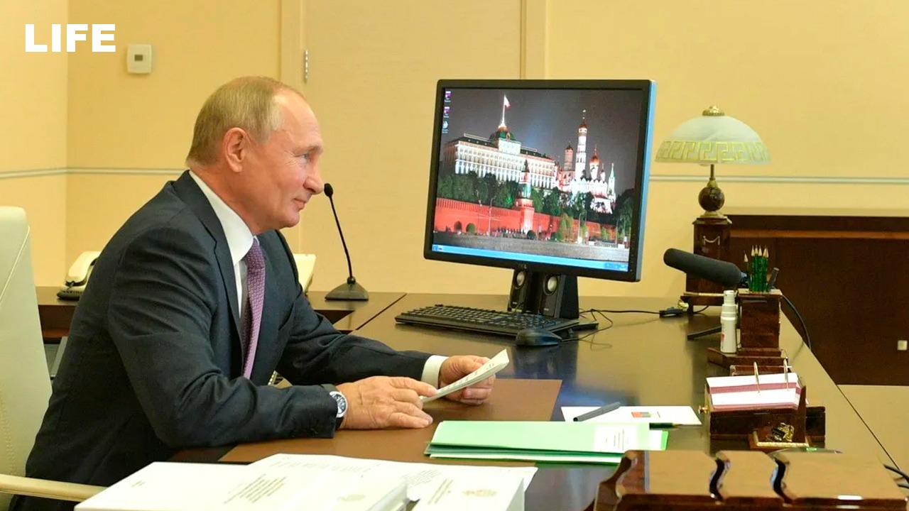 Путин открывает новые автодороги