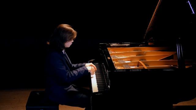 Тимеев Артём И С Бах ХТК том I Прелюдия и фуга до минор, П И Чайковский Август «Жатва» соч 37 №8 и смотреть онлайн