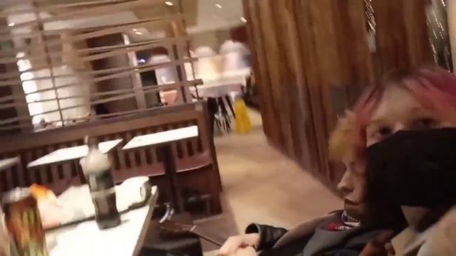 emo vlog💖🖤 хэпи ню Э 💥Лиза пытается веселиться 5 минут 56 секунт 😢 смотреть онлайн