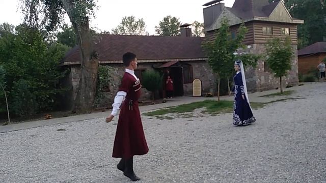 Кабардино-Балкария. Восхитительный национальный танец смотреть онлайн