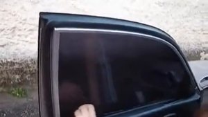 Как наклеить тонировку на стекло