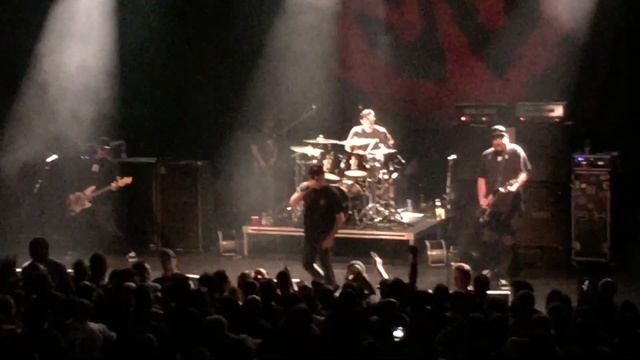 PENNYWISE - Danforth, Toronto, Ontario...May 24, 2018 (STRONGER THAN EVER VIDEOS) смотреть онлайн