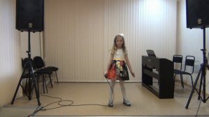 "Краски" муз А. Иевлев, сл. Е Олейник, исполняет Калинина Мария