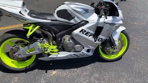 2006 Honda CBR600rr White Repsol Walk Around