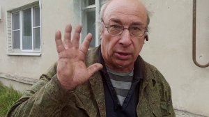 Углубление скважины и подводка на второй этаж воды с утеплением.