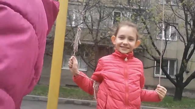 Влог часть 1/Тарас уезжает/нашли старую вещь воспоменаний/нашли дождевых червей/ смотреть онлайн