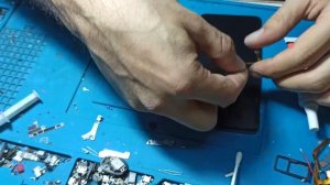 Honor 8 Lite. Замена задней крышки/аккумулятора/кнопки отпечатка пальца.