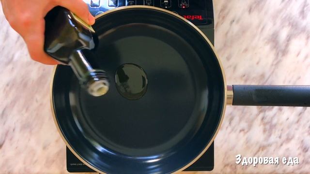 Рецепт куриного филе с луком на сковороде