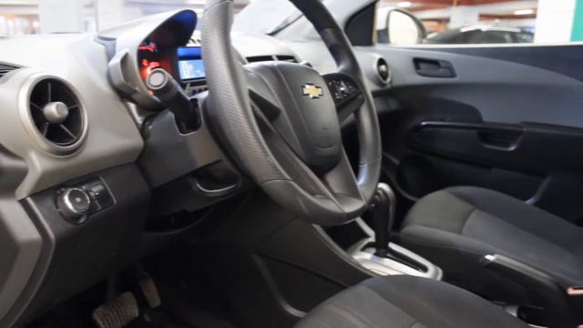 Chevrolet Aveo White смотреть онлайн