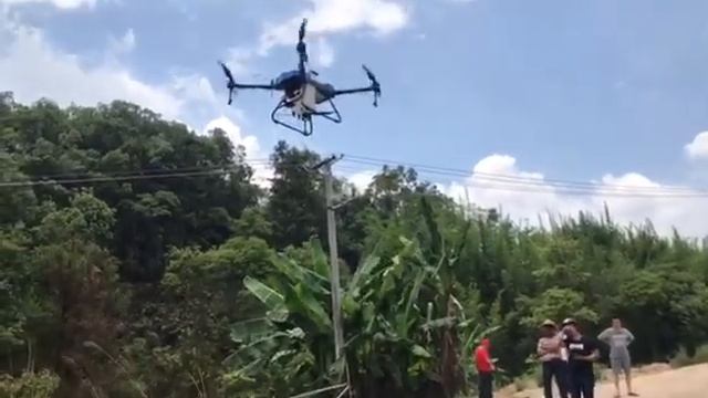 Yuanmu 10L new product spraying UAV （1）