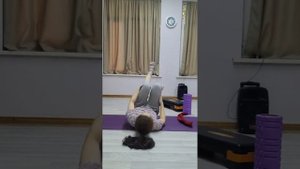 Айне Бакеева // Что нам мешает сесть на пятки, на корточки? // СЛАБО сісти по-пацанськи?