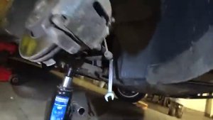Стуки в передней подвеске самая частая причина в Audi/Volkswagen VAG группе (audi a3 8p)