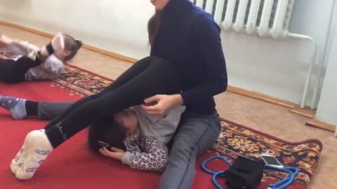 СЛОЖНАЯ РАСТЯЖКА В ГИМНАСТИКЕ//HАRD STRETCHING IN GYMNASTICS