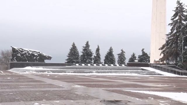 Директор МБУ "ДОРРЕМСТРОЙ" об очистке дорог и тротуаров от снега смотреть онлайн