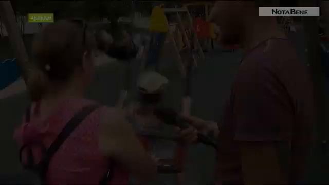 Парковое хозяйство заканчивает благоустройство детской площадки в парке Победы смотреть онлайн