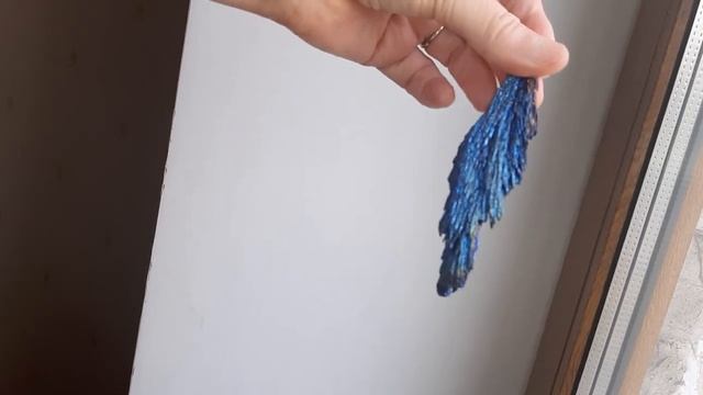 Кианит Ведьмина метла. Крупный. Синий смотреть онлайн