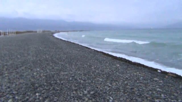 1 - НОВОРОССИЙСК - Гуляем по пляжу. Шторм на море. (26.10.2023г.)