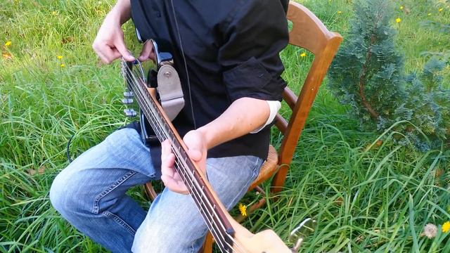 Oasis - Live Forever - Bass Cover смотреть онлайн