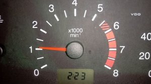 Ваз 2115 плавают обороты, заводится со второго раза и то плохо, свечи ?огонь ?, поменял??