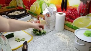 Из семейного архива. Субботняя пицца.