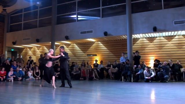 Sebastian Arce & Eleonora Kalganova, Milonga "Me Gusta", Moscow, Russia, 06.12.2013 смотреть онлайн