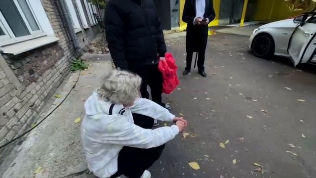 ПОДАРОК ПАРАДЕЕВИЧУ ЗА 4 000 000 РУБЛЕЙ|ПЛОХОЙ ПАРЕНЬ ПОДАРИЛ MERSEDES, ЭКСАЙЛ,КОРЕШ,ХАЗЯЕВА РЕАКЦИ смотреть онлайн