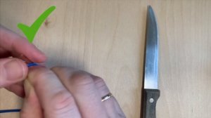 Как зачистить провод при помощи обычного ножа?