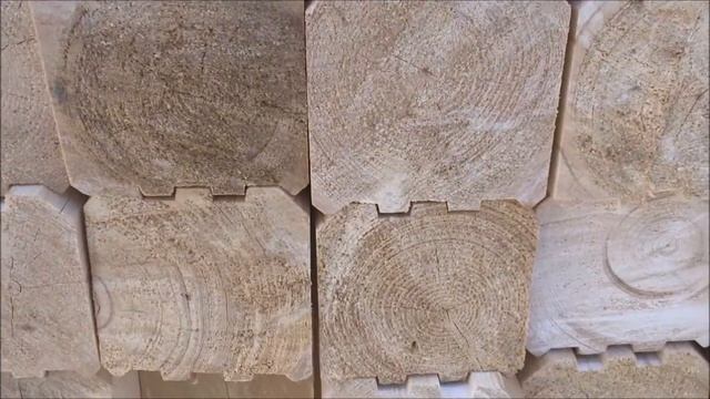 Обзор дома из профилированного брус 9,0 х 12,0 м спустя год трещины в брусе