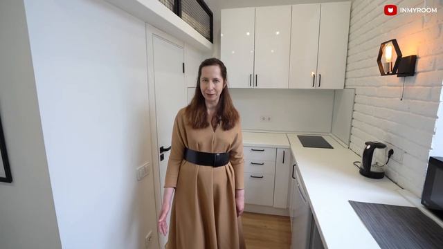 ? Удивительная микро-кухня 5 м² в крошечной студии 20 м²! Уместили ВСЕ! Дизайнерский ремонт. Румтур смотреть онлайн