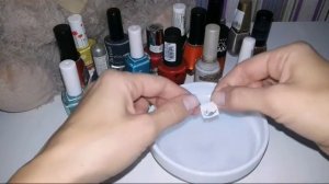 Как наклеить наклейки на ногти.