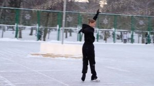 Где можно покататься на коньках  в Новосибирске