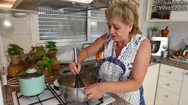 Μουσταλευριά και Κκιοφτέρκα από την Ελίζα #MEchatzimike смотреть онлайн