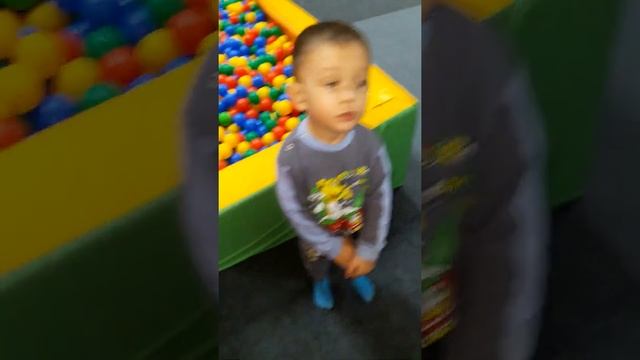 играть прыгать бегать и скакать смотреть онлайн