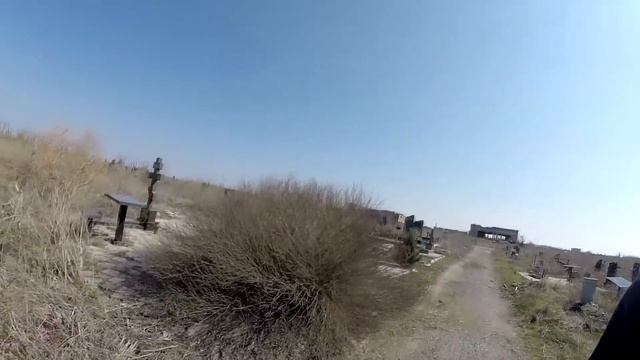 САМОЕ ОПАСНОЕ КЛАДБИЩЕ ДОНЕЦКА или МОНАСТЫРЬ ВОЗЛЕ АЭРОПОРТА