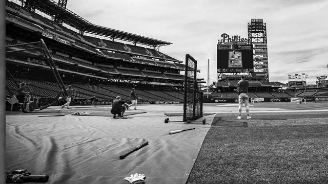 CANON RF 14-35 f4L REVIEW: WORST VIGNETTING EVER?! смотреть онлайн