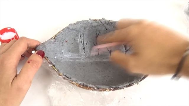 Cómo Hacer Cuencos De Pasta De Papel Maché Con Forma De Hoja / Bowl-shaped Leaf
