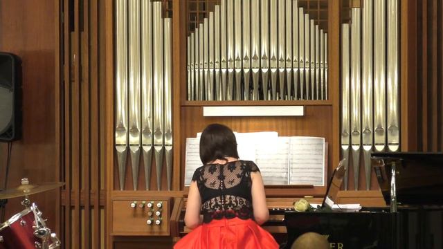 Шеринг. Не трогайте моего Баха. Исп. Мария Блажевич смотреть онлайн