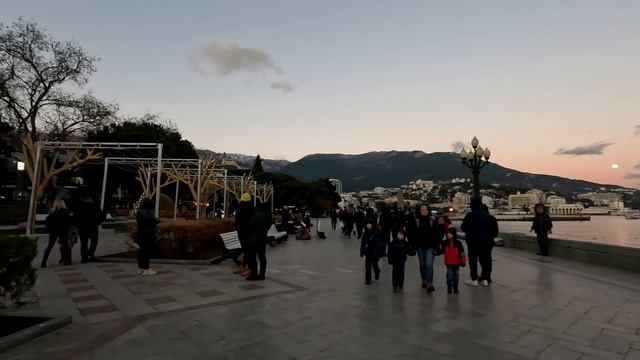 ЯЛТА - жуткое зрелище. Волосы дыбом. ОШАРАШЕНЫ до потери пульса. ПОКАЗЫВАЕМ всё как есть!