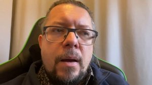 Почему жить нормально без девушки невозможно?