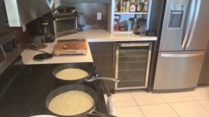 Как испечь тонкие блины. Почему первый блин комом? Раскрываю секреты.