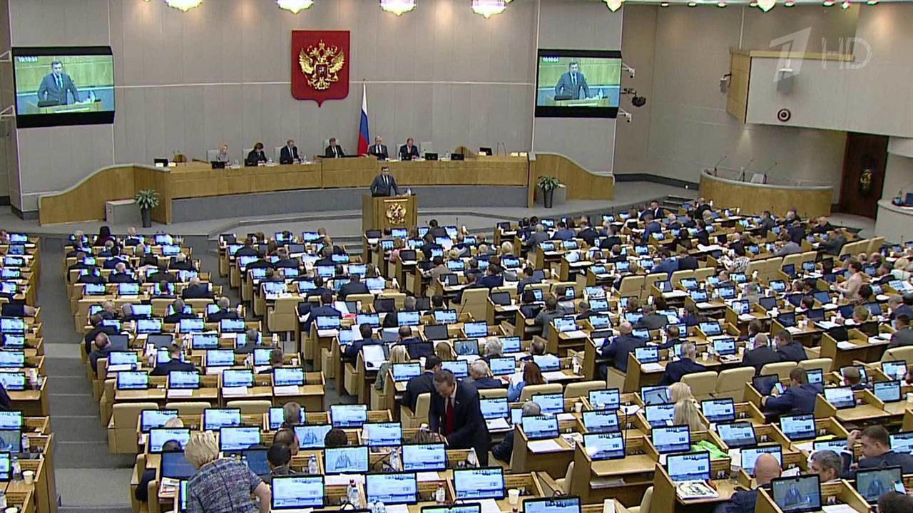 Госдума в основном чтении приняла законопроект об ответных мерах на западные санкции