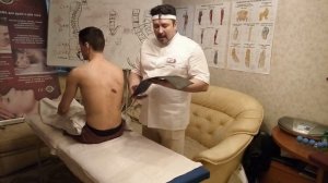 Лайфхак для массажистов - подложите под клиента ипликатор Ляпко