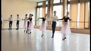 МГАХ. Вальс (муз. А.Глазунова, хор.  Северцевой М.О.). Историко-бытовой танец (2012)