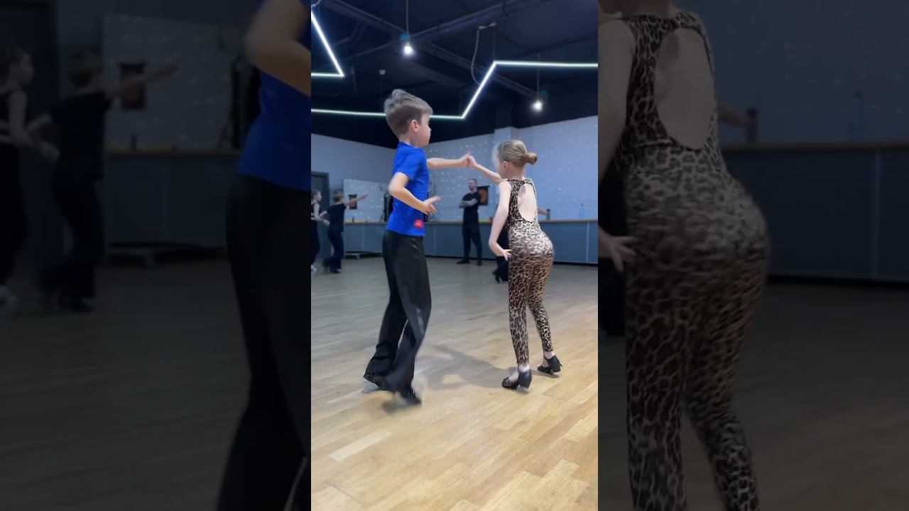 Активно учим новые схемы D класса #танцыдлядетей #школатанцевмосква #бальныетанцы