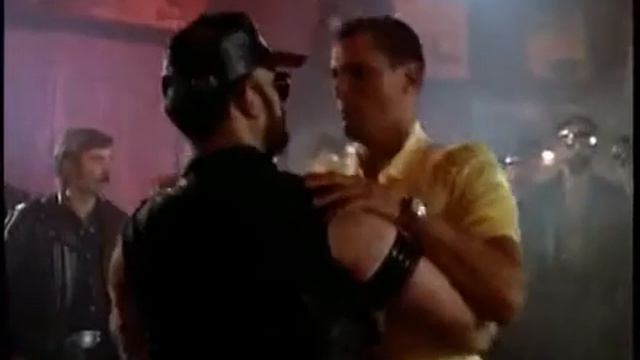 Бар Голубая устрица Полицейская Академия 1