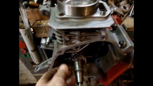 Поршень с кольцами в цилиндр - ЛЕГКО ! смотреть онлайн