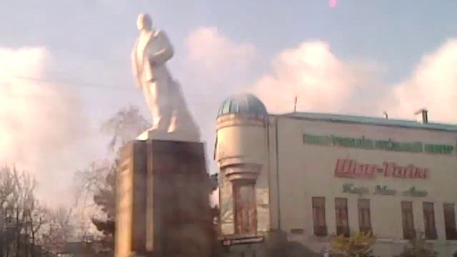 памятник Ленину в Туапсе смотреть онлайн