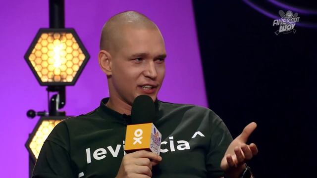 Анекдот шоу: Ресторатор про рассказ деда смотреть онлайн