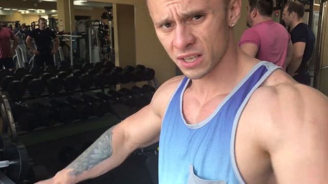 ВЫЗОВ ПРИНЯТ ! ПОДТЯГИВАНИЯ ЗА 120 СЕКУНД I Сделай широкую СПИНУ! 2 БРАТА И БАБУШКА смотреть онлайн